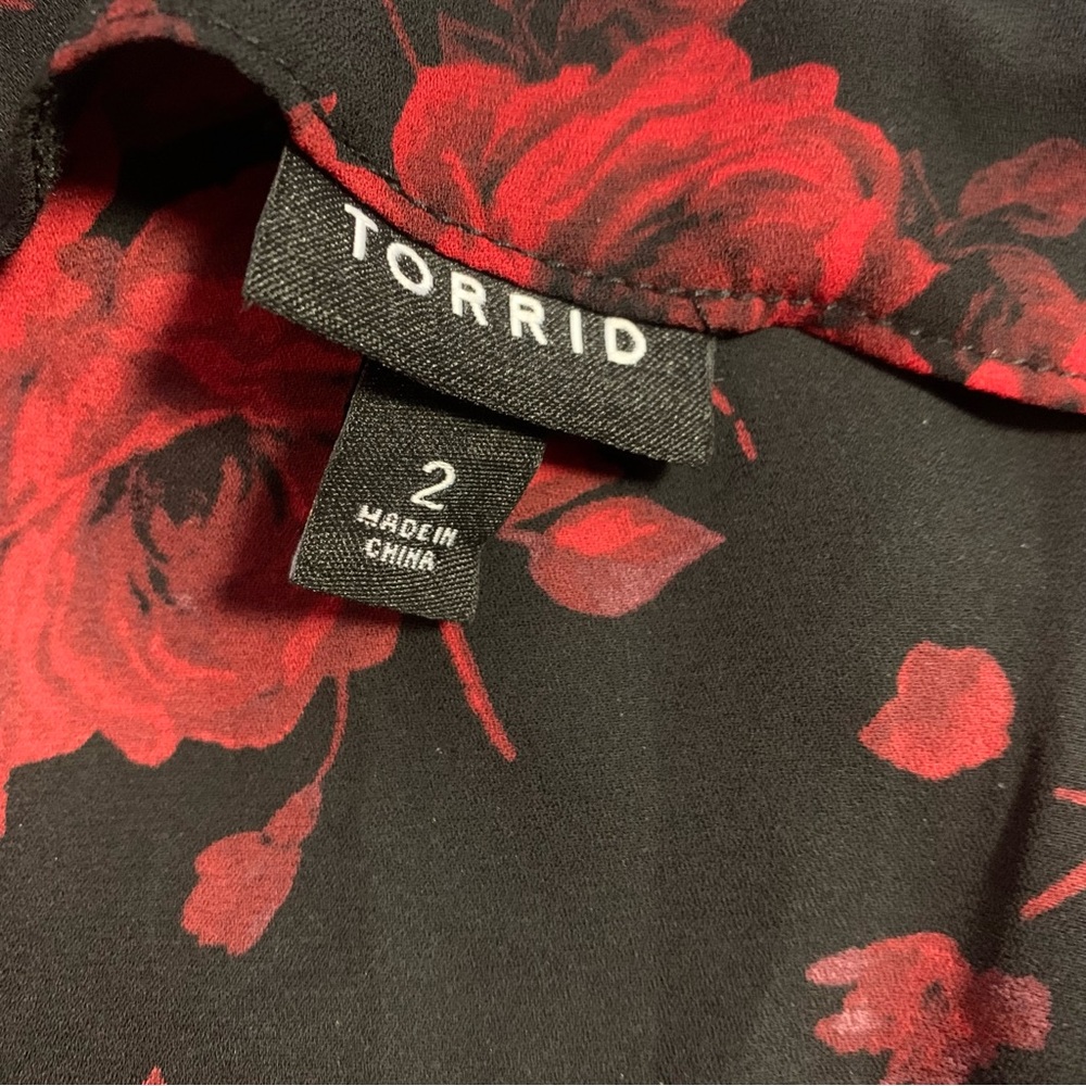 Torrid Top - Picture 6 of 8